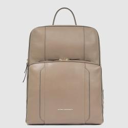 Жіночий рюкзак для ноутбука 15,6″ Piquadro CIRCLE (W92) Taupe CA6216W92_TO