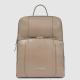 Женский рюкзак для ноутбука 15,6″ Piquadro CIRCLE (W92) Taupe CA6216W92_TO