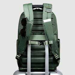 Рюкзак для ноутбука 15,6″ Piquadro ORION (S136) Green CA6622S136_VE