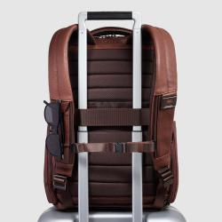 Дорожній рюкзак для ноутбука 15,6″ Piquadro BAGMOTIC (BM) Brown CA6690S134BM_M