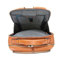 Рюкзак для ноутбука 15″ Piquadro BLUE SQUARE (B2S) Tobacco CA4174B2S_CU